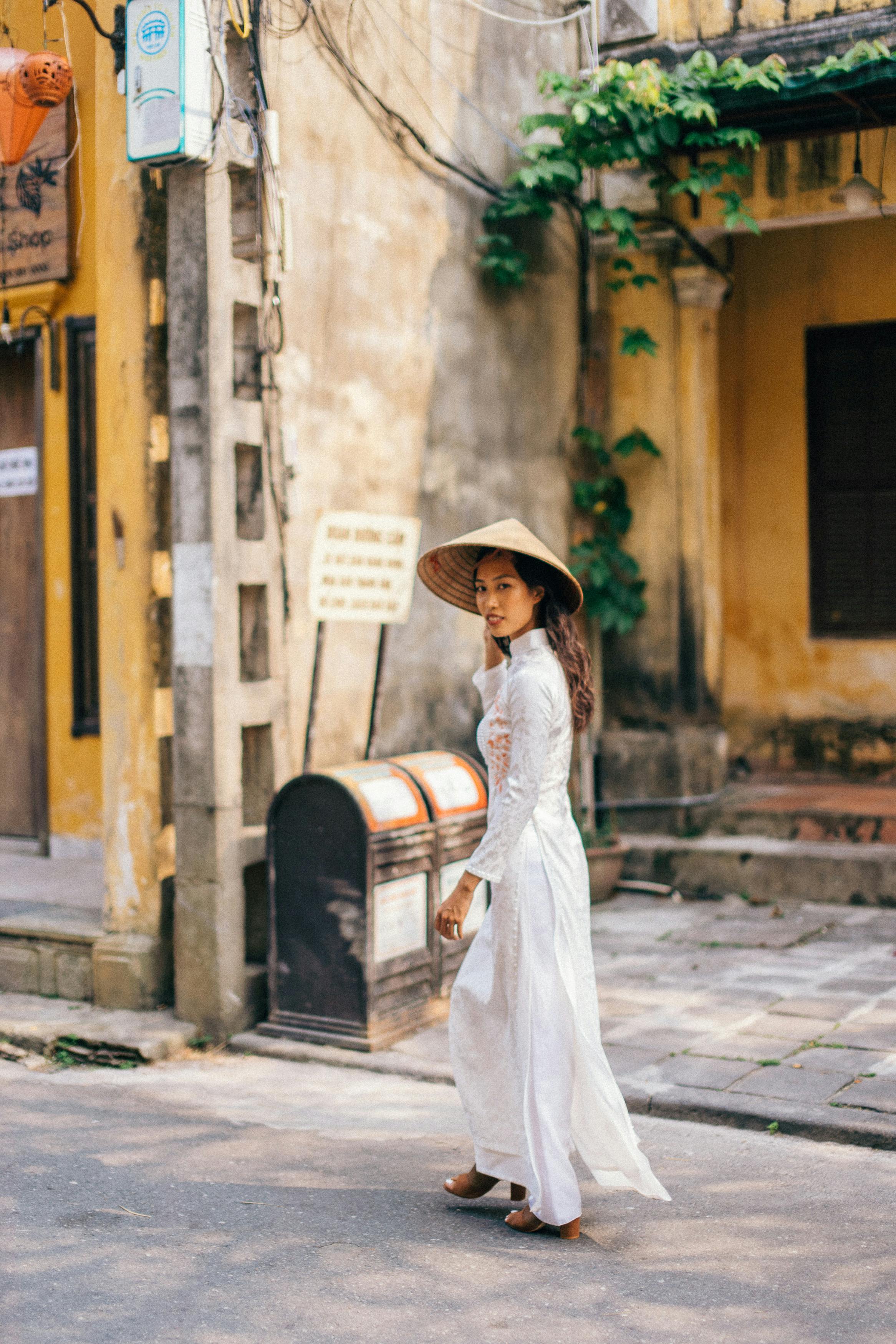 Trader Thị Việt